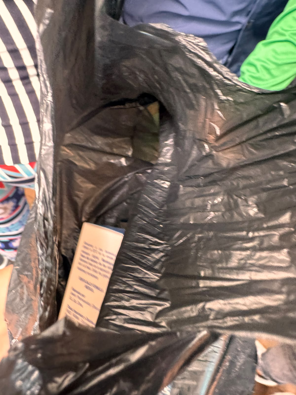 Donación de ropa entregada en corocito