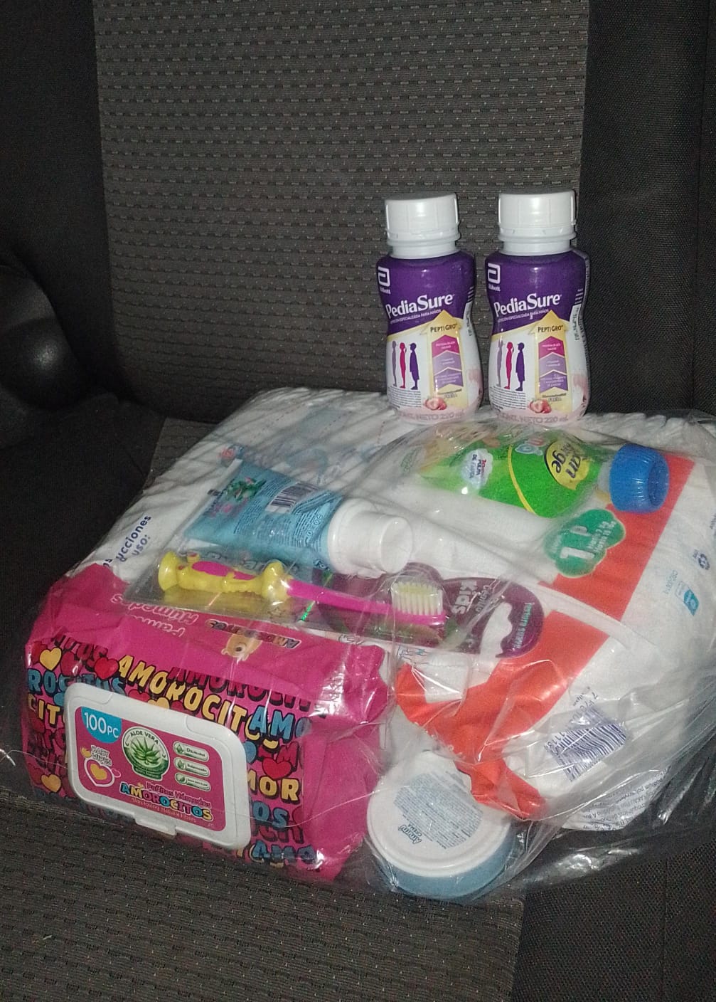 Donación de pañales, pediasure, cosas para bebe